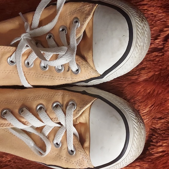 Light Orange Converse - Picture 3 of 9